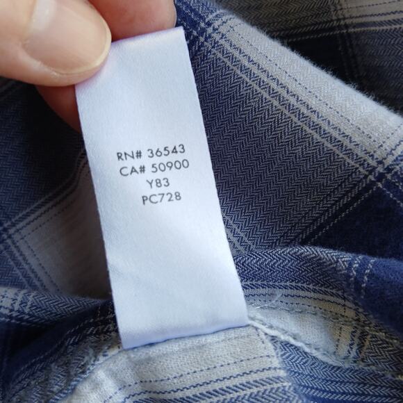 Calvin Klein Blue Checks Classic Fit Button up Shirt S repaired cotton roll tab - Picture 8 of 16